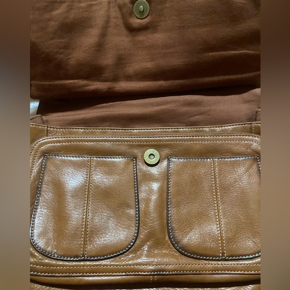 EUC Fossil Vintage Crossbody & Wallet Set - Picture 8 of 16